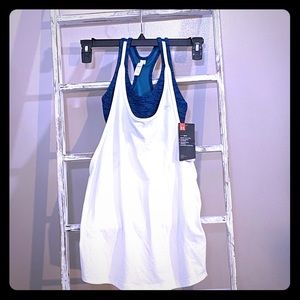 Under Armour Heat Gear Tanktop w/Build in Bra